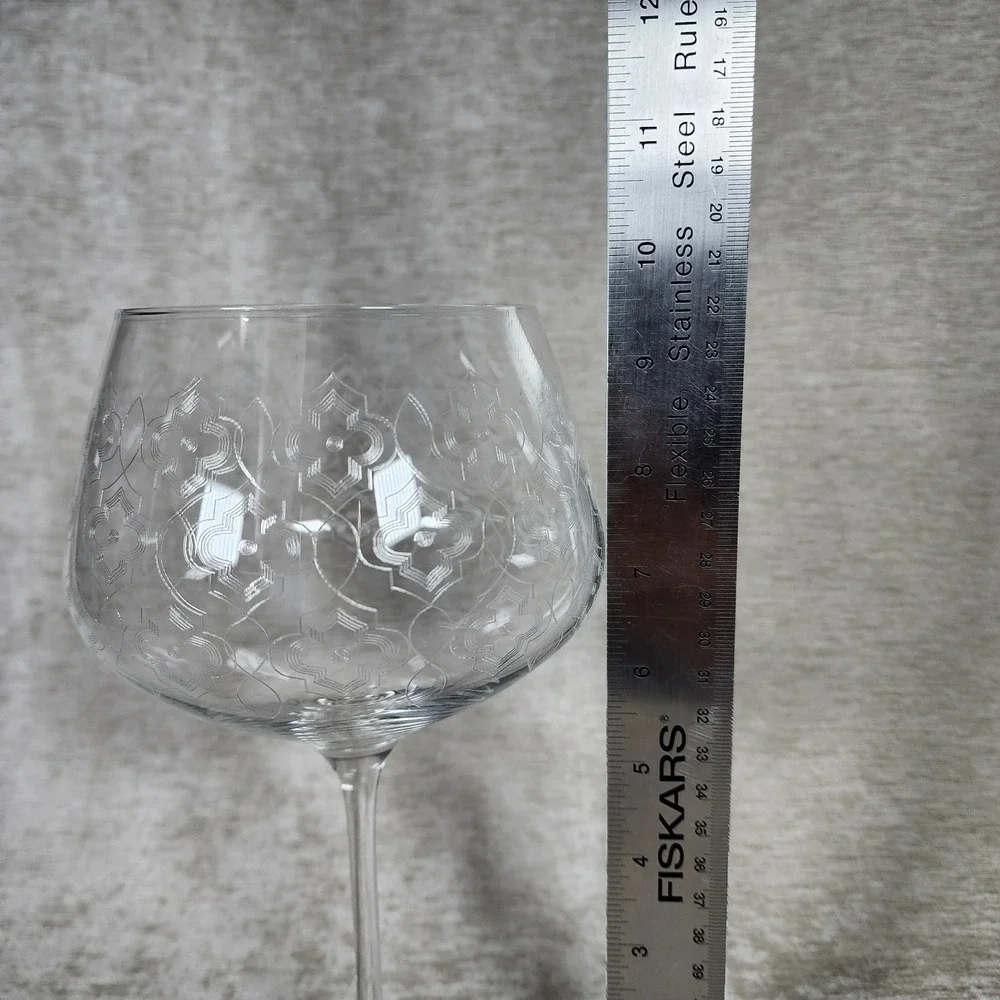 Pier 1 Delicately Etched Balloon Wine Glass Thin Stem